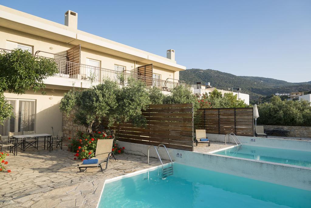 Maisonettes With Private Pool * Istron
